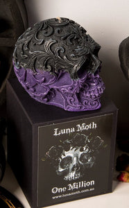 Moon Lake Musk Filigree Skull Candle