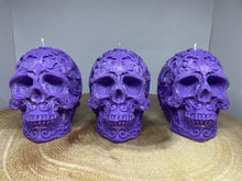 Load image into Gallery viewer, Black Raspberry &amp; Vanilla Filigree Skull Candle