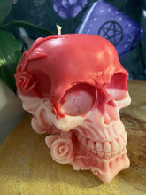 Load image into Gallery viewer, French Vanilla Bourbon Rose Skull Candle