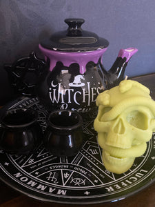 Redskin Lollies Medusa Snake Skull Candle