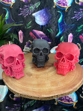 Load image into Gallery viewer, Oriental Myrrh &amp; Musk Rose Skull Candle