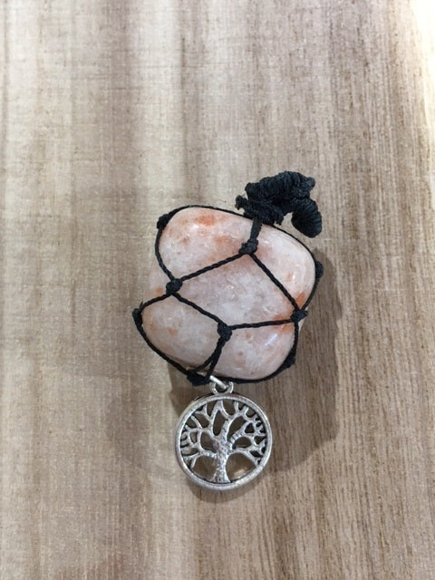 Macrame Gemstone Pendant: Sunstone