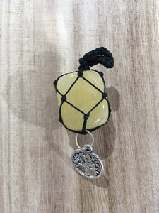 Macrame Gemstone Pendant: Yellow Aventurine